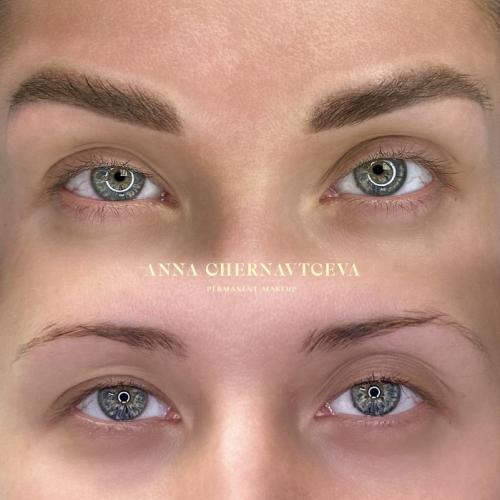 Powder eyebrows.