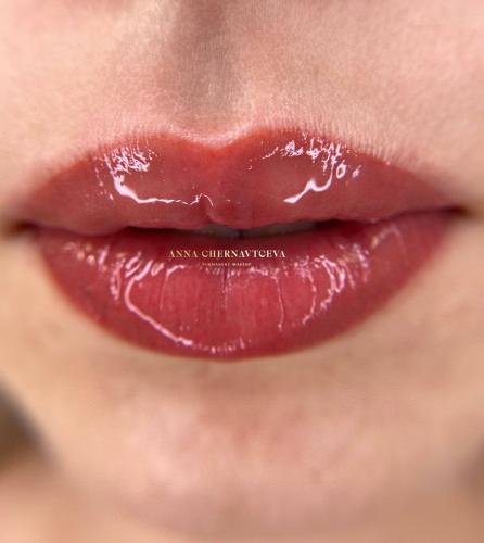 watercolor lips